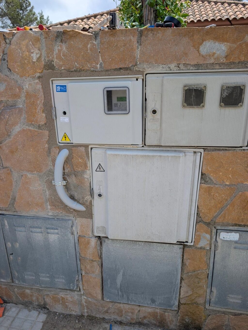 Instagram post from efitecinstalaciones. This post is in position 5.